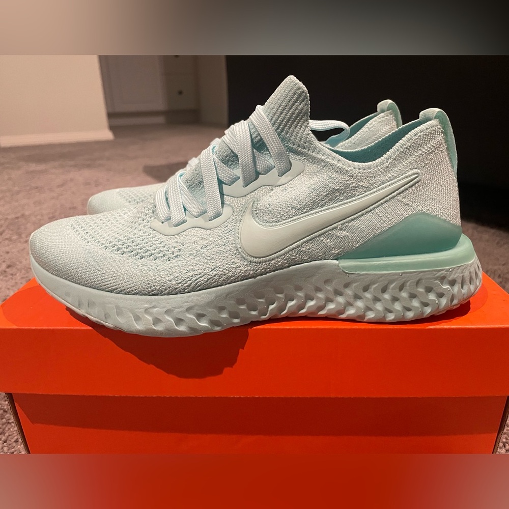 Nike epic react flyknit 2